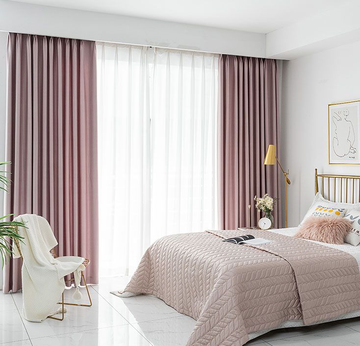 Traditional vs. Contemporary Curtains